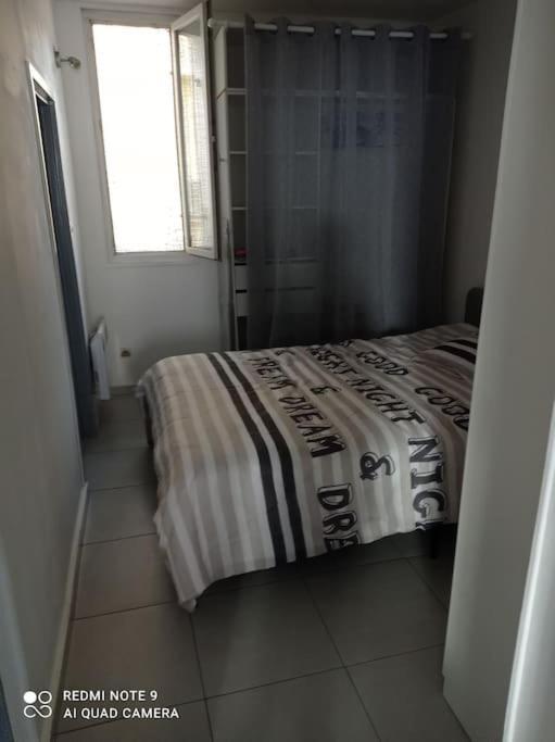 Appartement Au Coeur Du Village Sanary-sur-Mer Kültér fotó